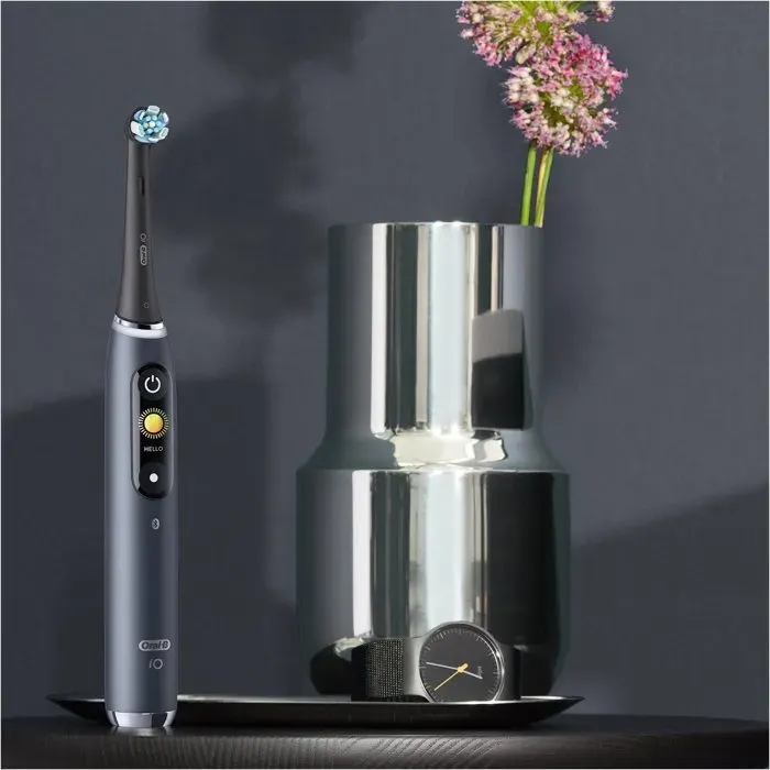 Brosse à dents électrique - Oral-B - iO 9 - Noir - 7 modes - Bluetooth - Écran OLED