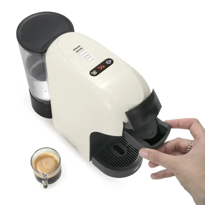 Cafetière expresso - LIVOO - MULTI-CAPSULES 4-en-1 - 20 bars - 1400 W - Réservoir 0 85 L
