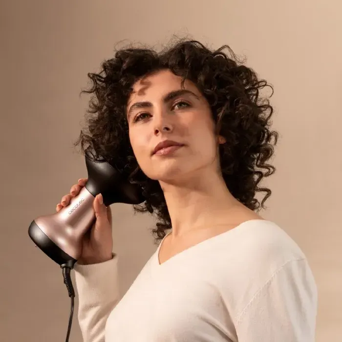 Cecotec Sèche-cheveux diffuseur Bamba IoniCare MagiCurls Black. 800 W 3 modes et technologie ionique anti-frisottis