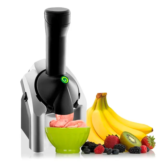 DAM Machine à faire des glaces aux fruits de 200W permet de préparer des glaces maison rapidement et facilement. 16x17x37 cm — coloris Noir