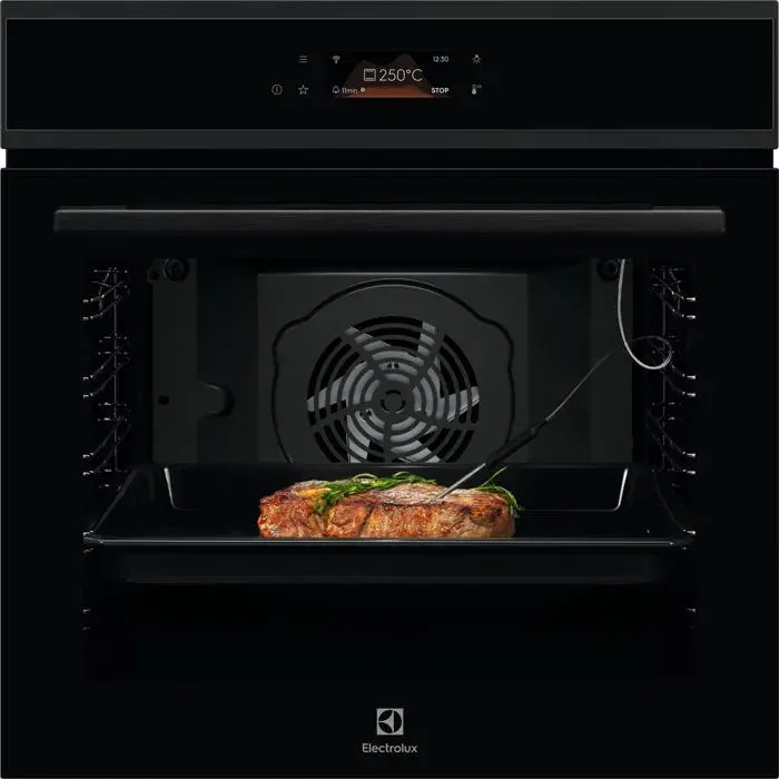 Four encastrable électrique noir - Electrolux - Convection - Gril électrique - Autonettoyage pyrolytique — coloris Noire
