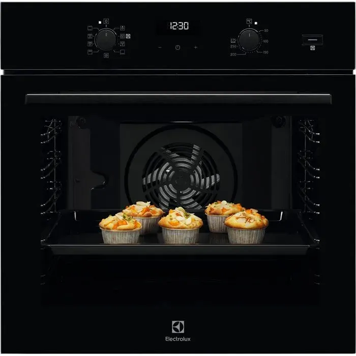 Four encastrable électrique noir - Electrolux - Fonction vapeur - Gril électrique - AquaClean — coloris Noire