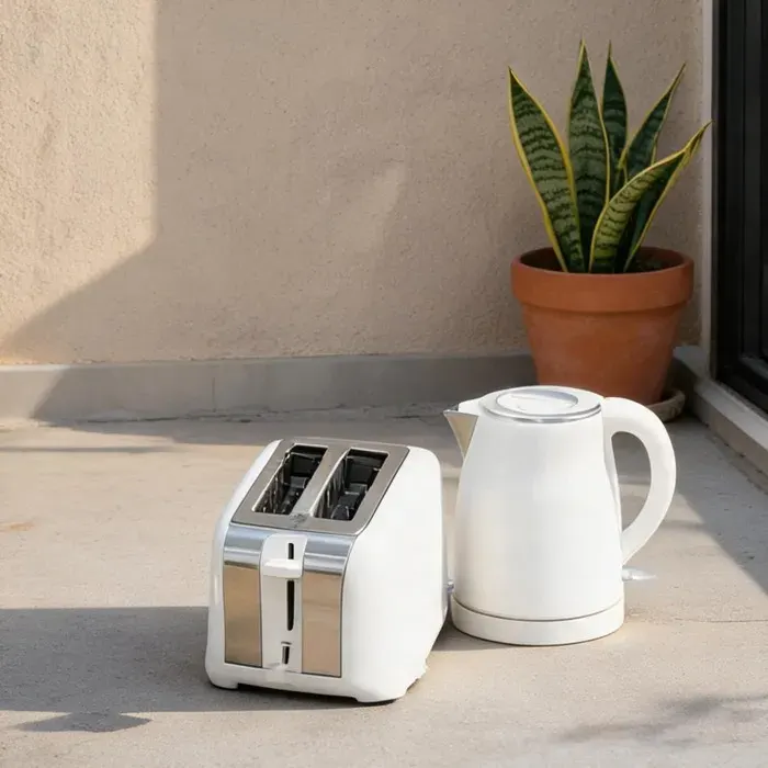Grille-pain et bouilloire assortis blancs 17 L 2200W 2 tranches finition mate - Blanc Acier inoxydable 22.4 x 15.6 x 23.9 cm