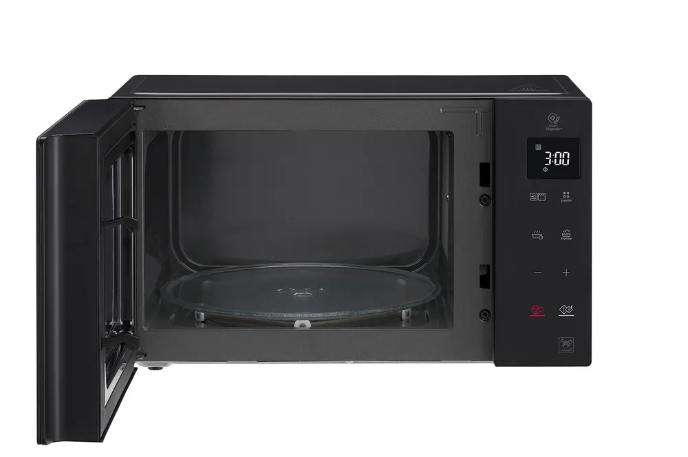 LG Micro-ondes Gril NeoChef 25L Design innovant Tactile - MH6535GIB — vue 2