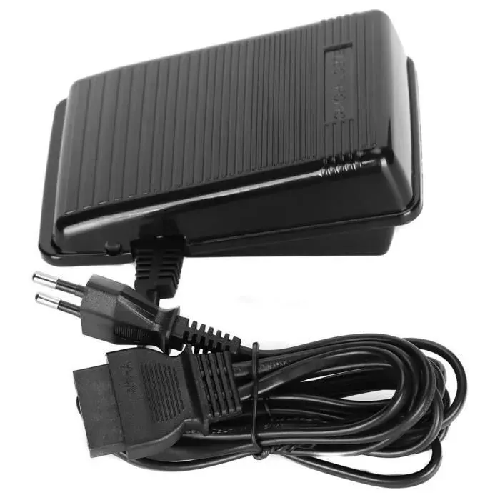Pédale de machine à coudre - FC-2902D - Prise UE 220-240V - Courant 2.5A - Plastique noir JELMAVO