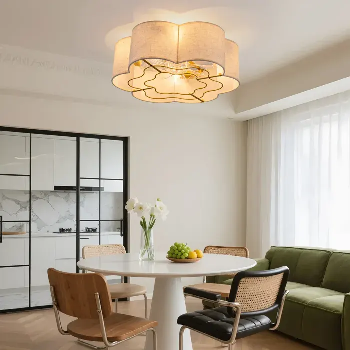 Plafonnier ventilateur 19 pouces AESVAR commande via application et télécommande 6 vitesses réversibles 4 ampoules E26 cuivre