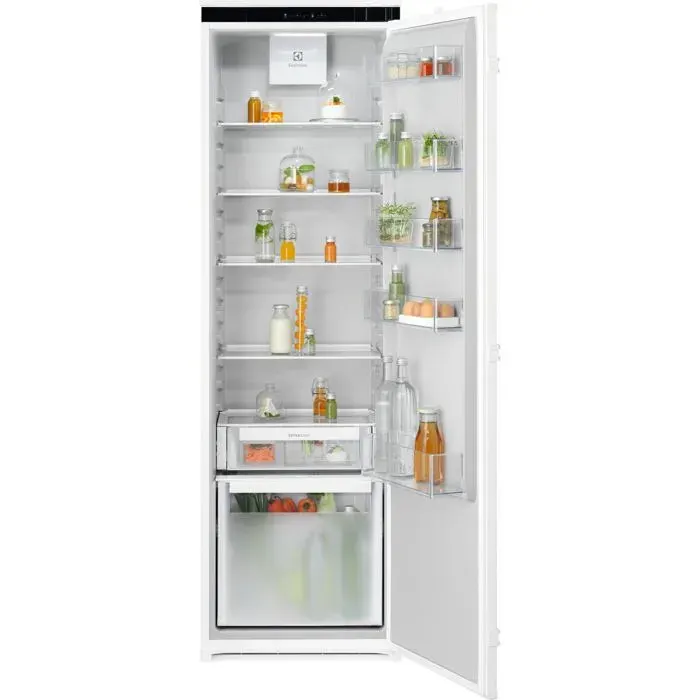 Réfrigérateur encastrable - Electrolux - Volume total 310 l - Commande tactile - Écran LCD - Refroidissement rapide