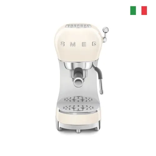 Smeg - Machine À Expresso Ecf02creu — vue 3