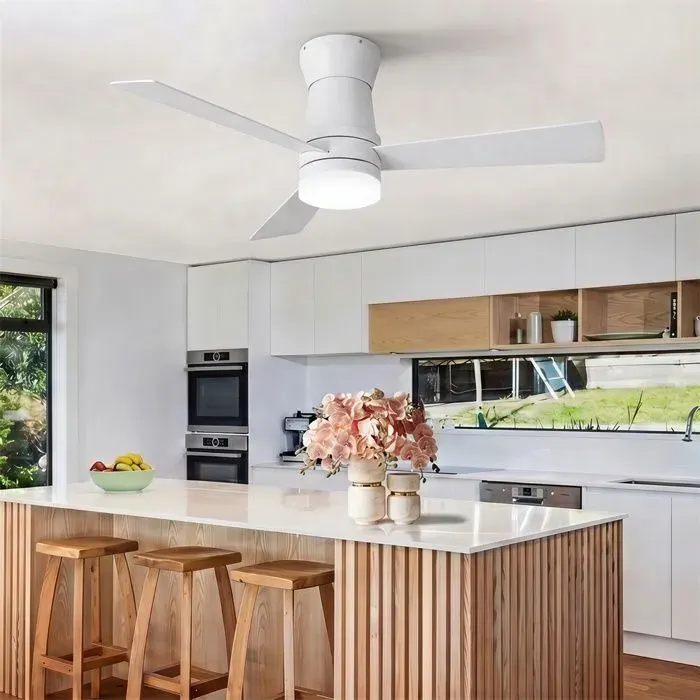 Ventilateur de plafond 2-en-1 avec éclairage LED - 132 cm (52) - 3 pales - Blanc