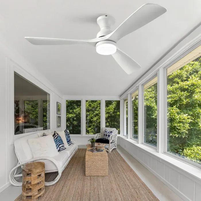 Zitty Ventilateur de Plafond Blanc 132 cm avec Lumière et Télécommande 3 Pales Bois Massif Moteur DC Silencieux Réversible